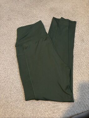 NWOT Women’s pocket leggings